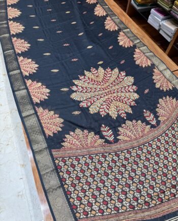 Kum Kum Georgette Saree with Embose Designs - 3