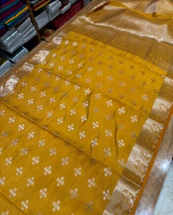 Tussar Semi Silk Saree - Rich Pallu and brocade blouse - 6