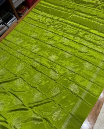 Kollam Foil Print Crepe Saree - 2