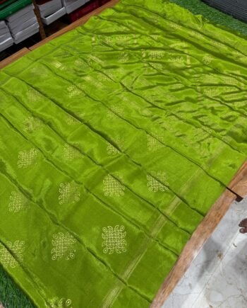 Kollam Foil Print Crepe Saree - 4