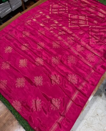 Kollam Foil Print Crepe Saree - 2